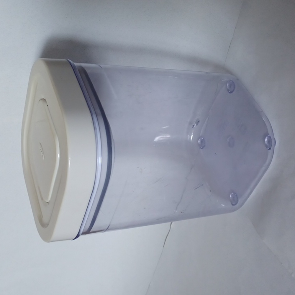 Oxo pop storage container square base 1.1 qt/1L